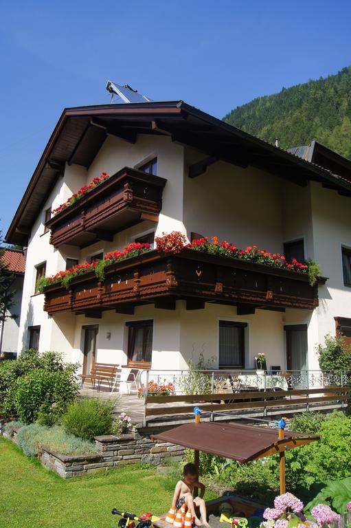 Haus Josef Bed and Breakfast Mayrhofen Εξωτερικό φωτογραφία